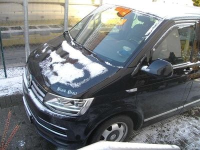 Schwarz Gebraucht 2016 VW Multivan Highline Van | 30.650 € (Guter Preis)