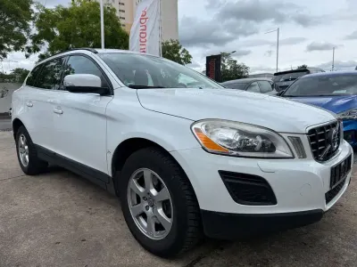Occasion Volvo XC60 Momentum 163 ch (119 kW) 2011 Blanc SUV