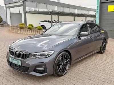 Gebraucht BMW 330 M Sport 258 PS (189 kW) 2019 Grau metallic