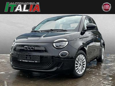 Schwarz Gebraucht 2022 Fiat 500e Action Limousine | 21.360 €