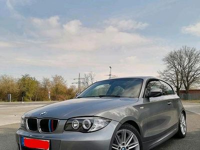 Grau Gebraucht 2010 BMW 118 M Sport Kleinwagen | 7.800 € (Teuer)