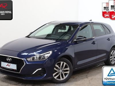 gebraucht Hyundai i30 1.4 T-GDI KEYLESS,KAMERA,NAVI,TEMPOMAT,DAB