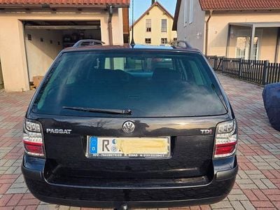 Gebraucht VW Passat Family 101 PS (74 kW) 2002 Schwarz Kombi