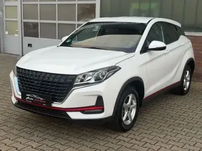 Usado DFSK Fengon 106 HP (77 kW) 2023 Branco SUV