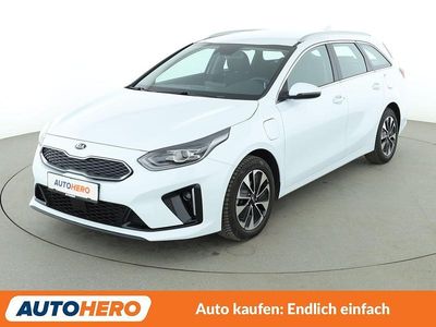 Gebraucht Kia Ceed Spirit 105 PS (77 kW) 2021 Weiß Kleinwagen