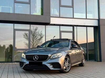 Usata Mercedes E220 AMG line 194 CV (142 kW) 2019 Berlina