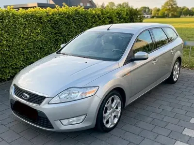 Gebraucht Ford Mondeo 145 PS (106 kW) 2007 Grau Kombi