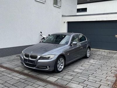 Usado BMW 335 Sport Line 306 HP (225 kW) 2009 Cinzento Sedan
