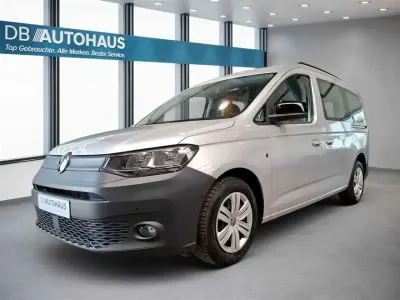 Gebraucht VW Caddy Maxi 102 PS (75 kW) 2023 Silber Van / Kleinbus