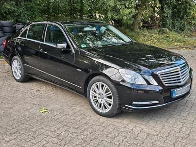 Mercedes E200
