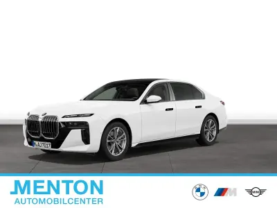 Gebraucht BMW 740 299 PS (219 kW) 2026 Weiß Limousine