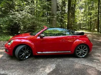 Gebraucht VW Beetle Exclusive 150 PS (110 kW) 2015 Rot Kleinwagen