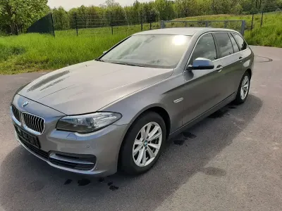 Gebraucht BMW 525 Sport Line 218 PS (160 kW) 2015 Grau Kombi