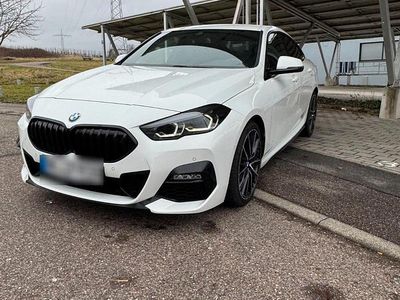 Gebraucht BMW 220 M Sport 190 PS (139 kW) 2022 Weiß Coupé