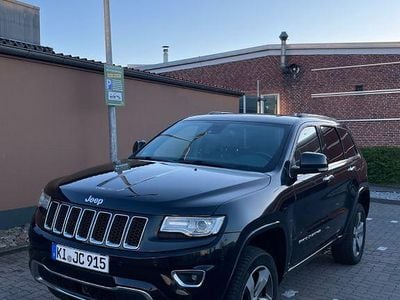 Gebraucht Jeep Grand Cherokee Overland 250 PS (183 kW) 2014 Schwarz SUV