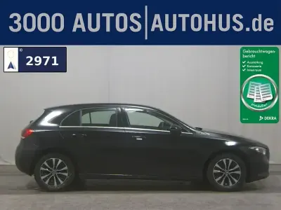 Gebraucht Mercedes A180 Style 116 PS (85 kW) 2023 Schwarz Limousine