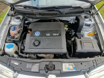 Brugt VW Golf IV 105 HK (77 kW) 2002 Grå Hatchback