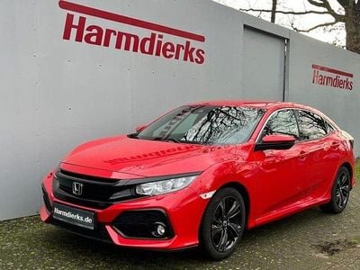 Rally red r513 (metallic) Gebraucht 2017 Honda Civic Elegance Limousine | 14.950 €
