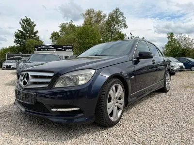 Używany Mercedes C300 Avantgarde 231 KM (169 kW) 2011 Niebieski Sedan/Limuzyna