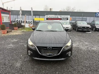 Używany Mazda 3 Sports-Line 120 KM (88 kW) 2016 Czarny Sedan/Limuzyna