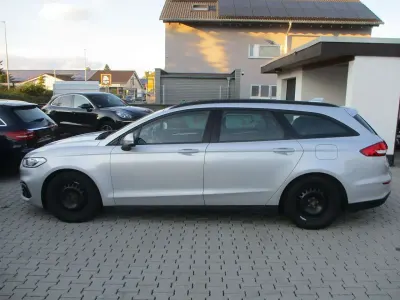 Gebraucht Ford Mondeo 150 PS (110 kW) 2021 Silber Kombi