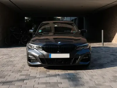 Gebraucht BMW 330 M Sport 258 PS (189 kW) 2020 Grau Limousine