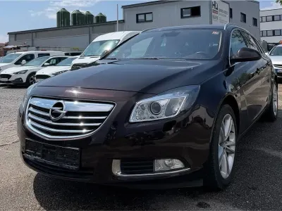 Gebraucht Opel Insignia 220 PS (161 kW) 2011 Braun Kombi
