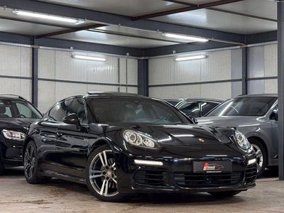 Schwarz Gebraucht 2015 Porsche Panamera Chrono Limousine | 25.890 € (Etwas zu teuer)