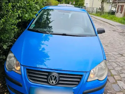 Gebraucht VW Polo 75 PS (55 kW) 2005 Blau Kleinwagen