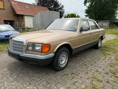 Gebraucht Mercedes 280 184 PS (135 kW) 1981 Gold Limousine