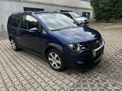 VW Touran Cross