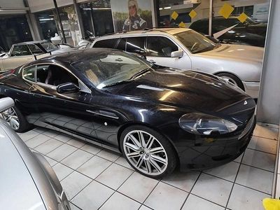 Aston Martin DB9