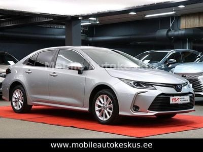 Gebraucht Toyota Corolla Hybrid 98 PS (72 kW) 2023 Silber Limousine
