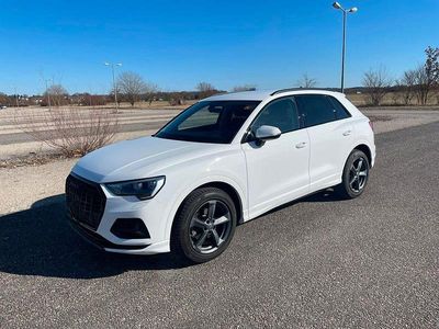 Gebraucht Audi Q3 Sport 150 PS (110 kW) 2024 Weiß SUV