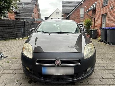 Used Fiat Bravo 120 HP (88 kW) 2011 Grey Hatchback