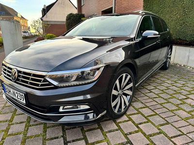 Usado VW Passat Active 190 HP (139 kW) 2019 Cinzento Carrinha