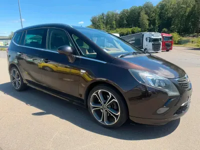 Gebraucht Opel Zafira OPC 165 PS (121 kW) 2012 Braun Van / Kleinbus