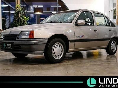 Gebraucht Opel Kadett 60 PS (44 kW) 1990 Silber Limousine