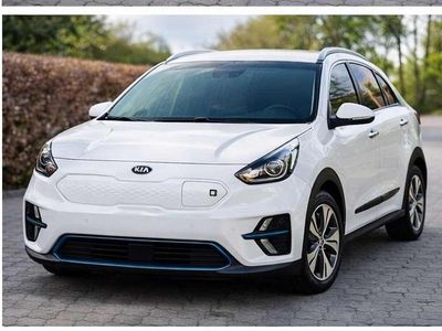 Second-hand Kia e-Niro Edition 7 77 kW (105 CP) 2021 Alb SUV