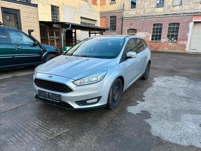 Gebraucht Ford Focus Business Edition 120 PS (88 kW) 2015 Grau Kombi