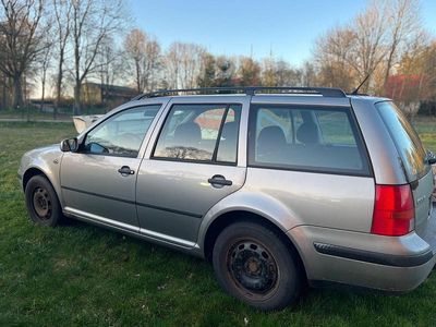 Gebraucht VW Golf IV Comfortline 101 PS (74 kW) 2002 Silber Kombi