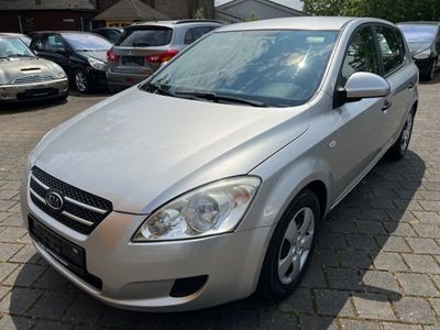 gebraucht Kia Ceed Ceed /1.4 TÜV 03/24