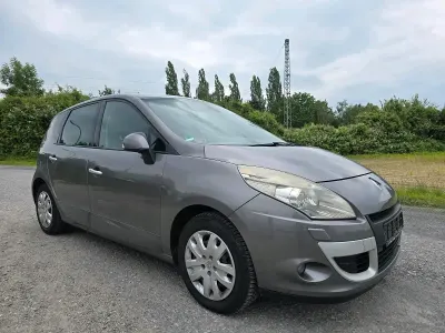 Gebraucht Renault Scenic E-Tech 131 PS (96 kW) 2010 Grau Limousine