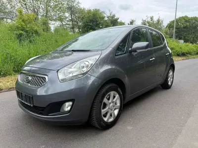 Gebraucht Kia Venga Spirit 125 PS (91 kW) 2011 Grau Kleinwagen