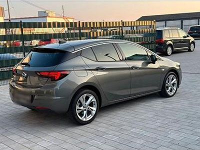 Gebraucht Opel Astra 110 PS (80 kW) 2017 Grau Limousine