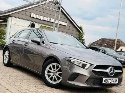 Gebraucht Mercedes A200 Progressive 150 PS (110 kW) 2020 Mountaingrau Limousine