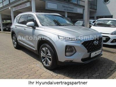 Silber Gebraucht 2018 Hyundai Santa Fe Premium SUV | 26.450 € (Fairer Preis)