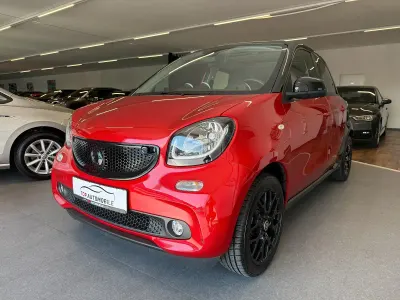 Usata Smart ForFour 71 CV (52 kW) 2015 Nero Utilitaria