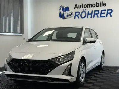 Neu Hyundai i20 90 PS (66 kW) 2026 Atlas white Kleinwagen