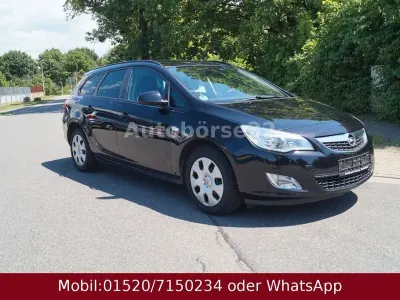 Gebraucht Opel Astra Design Edition 140 PS (102 kW) 2011 Schwarz Kombi